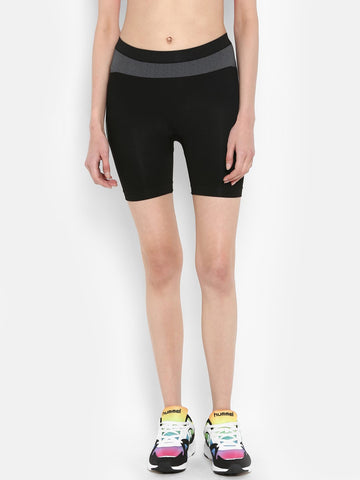 Hummel First Comfort shorts